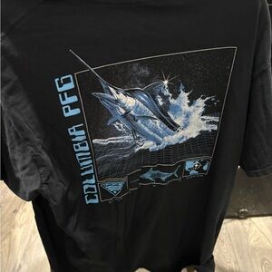 Columbia Black Sportswear T-Shirt